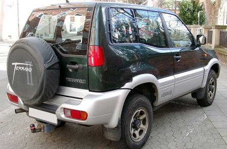 Terrano II 4